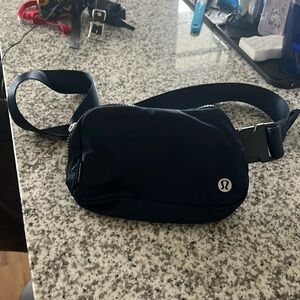 Navy Blue Lulu Lemon 1L Belt Bag